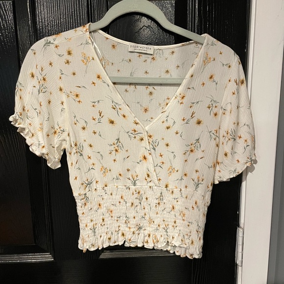Crop top floral shirt - Picture 1 of 3